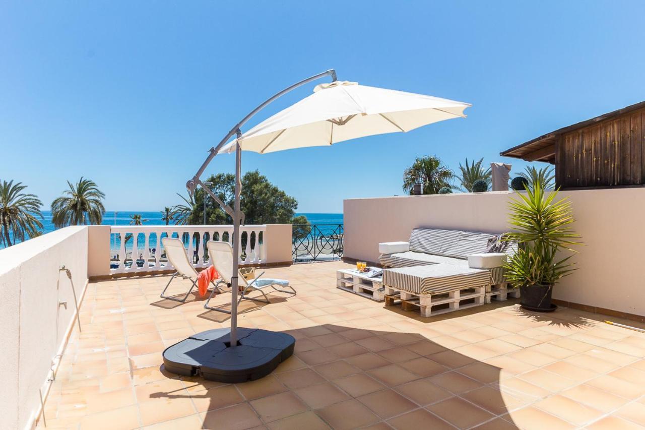 Soek Pedregalejo Seafront Holidays Homes مالقة المظهر الخارجي الصورة